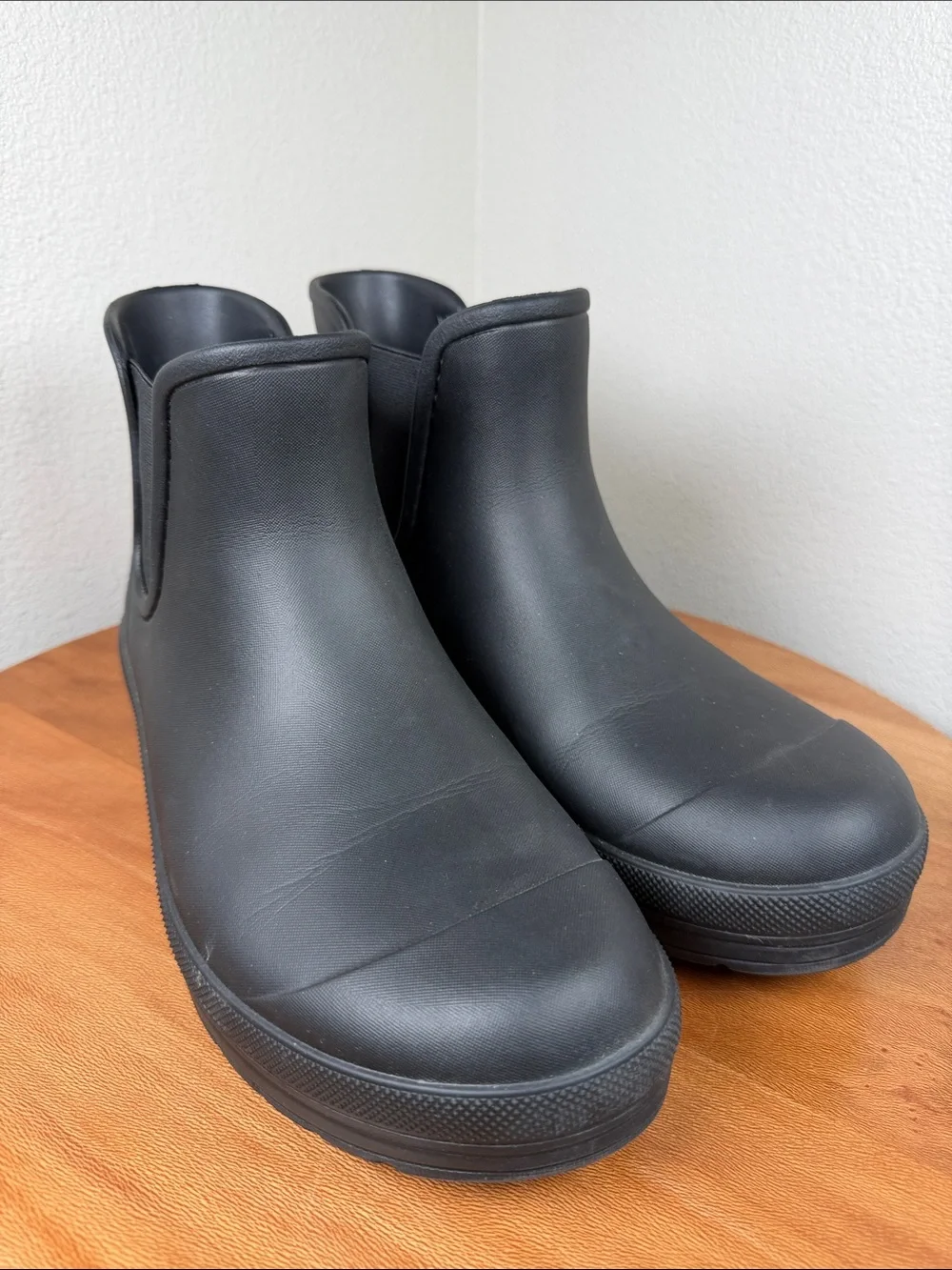 Dansko Black Karmel Chelsea Ankle Rain Boots Waterproof Rubber Size 38/7.5-8